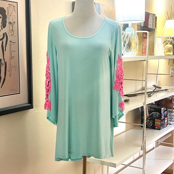 VOLL,Seafoam Tunic/Cover-Up,Fuscia S
Embroidery PLUS New Matching Wrap,Size Med - Picture 11 of 12